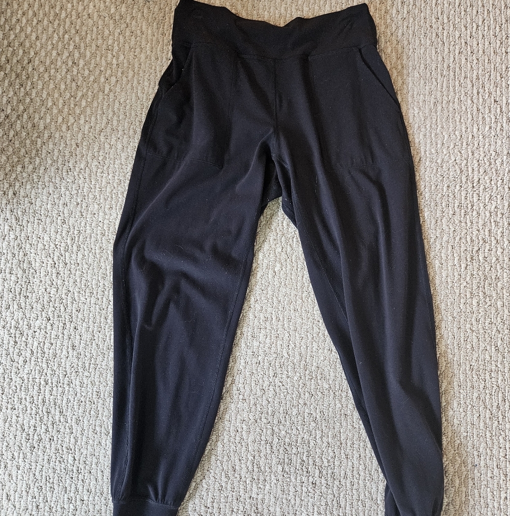 Lululemon Align Joggers 25"